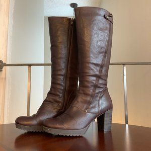 Eric Michael High Heeled Brown Boots - EU Size 40/US Women's 9